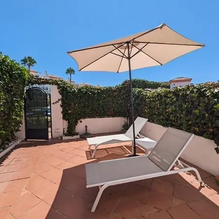 Townhouse ,cabopino Vakantiehuis Marbella