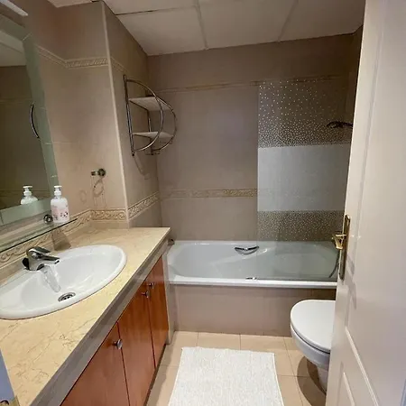 Townhouse ,cabopino Casa vacanze