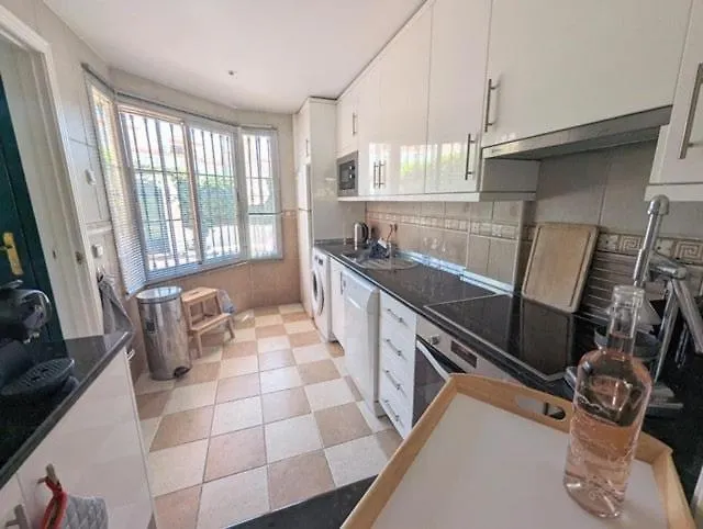 Townhouse ,cabopino 別荘 マルベーリャ