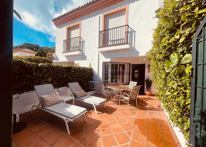 別荘 Townhouse ,cabopino マルベーリャ